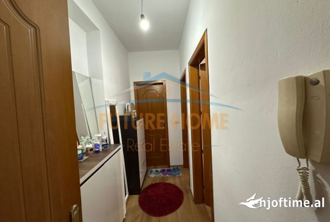Shtepi ne shitje Apartament ne Tirane, 2+1, Mobilimi E mobiluar, Pagesa 110,000  Euro.