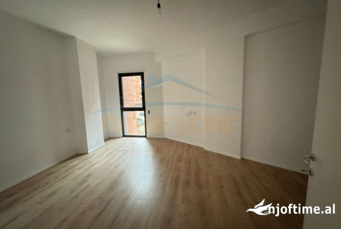 Shtepi me qera Apartament ne Tirane, 2+1, Mobilimi Bosh, pa mobiluar, Pagesa 700  Euro.