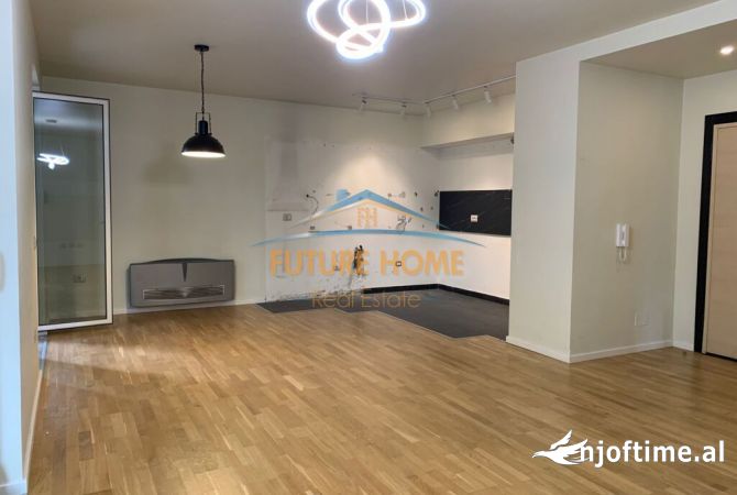 Ambient biznesi me qera 3+1 ne Tirane - 3,000 Euro