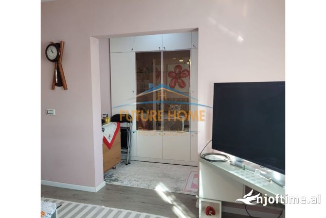 Shtepi ne shitje Apartament ne Tirane, 2+1, Mobilimi E mobiluar, Pagesa 113,000  Euro.