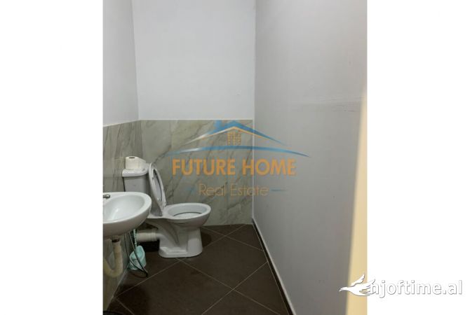 Ambient biznesi ne shitje 3+1 ne Tirane - 590,000 Euro