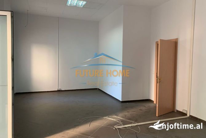Ambient biznesi ne shitje 3+1 ne Tirane - 590,000 Euro