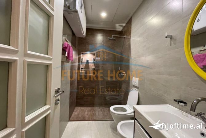 Shtepi me qera Apartament ne Tirane, 2+1, Mobilimi E mobiluar, Pagesa 1,000  Euro.