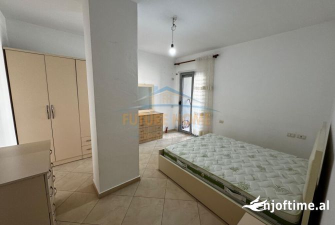 Shtepi me qera Apartament ne Tirane, 2+1, Mobilimi E mobiluar, Pagesa 450  Euro.