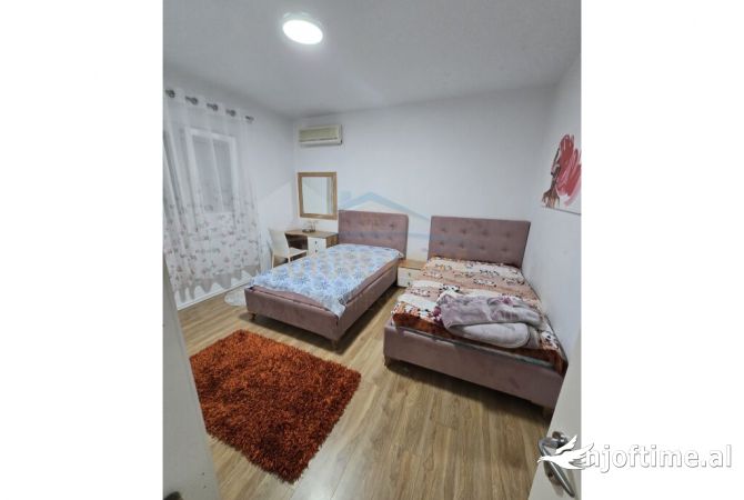 Shtepi me qera 2+1 ne Tirane - 750 Euro