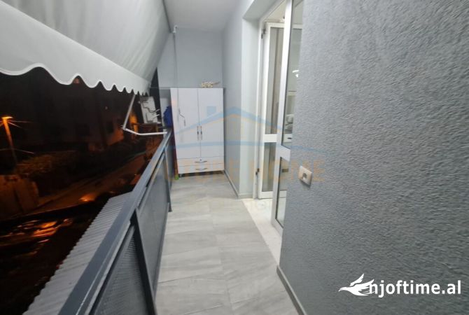 Shtepi me qera Apartament ne Tirane, 2+1, Mobilimi E mobiluar, Pagesa 550  Euro.