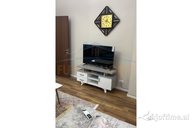 Shtepi me qera Apartament ne Tirane, 2+1, Mobilimi E mobiluar, Pagesa 700  Euro.