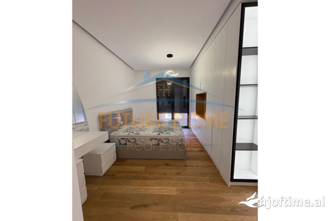 Shtepi me qera 2+1 ne Tirane - 1,500 Euro