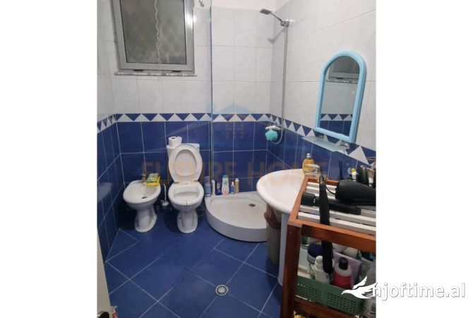 Shtepi me qera Apartament ne Tirane, 1+1, Mobilimi E mobiluar, Pagesa 400  Euro.