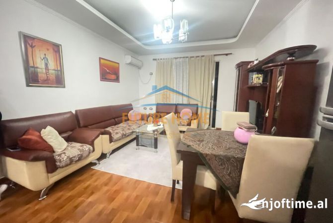 Shtepi ne shitje 1+1 ne Tirane - 150,000 Euro