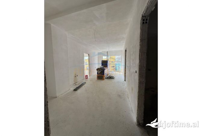 Shtepi ne shitje 2+1 ne Tirane - 240,000 Euro