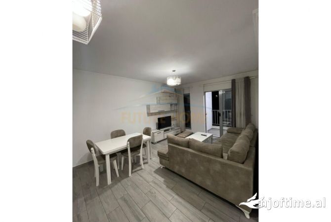 Shtepi me qera Apartament ne Tirane, 2+1, Mobilimi E mobiluar, Pagesa 550  Euro.