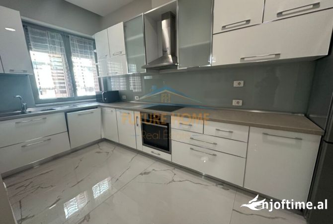 Shtepi me qera 2+1 ne Tirane - 1,200 Euro