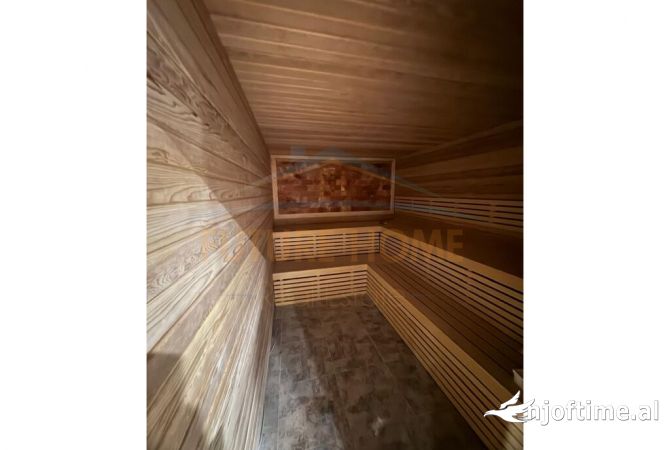 Qera , Ambjent Biznesi , Tirane 