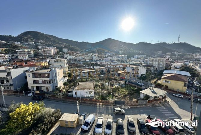 Shtepi me qera 3+1 ne Tirane - 700 Euro