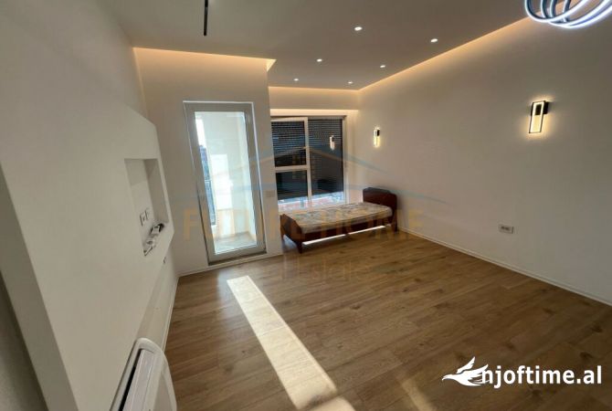 Shtepi me qera 2+1 ne Tirane - 500 Euro