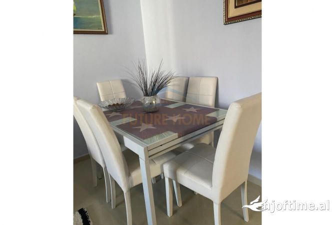 Shtepi ne shitje Apartament ne Tirane, 1+1, Mobilimi E mobiluar, Pagesa 95,000  Euro.