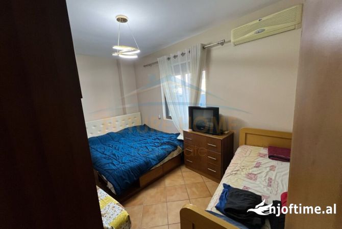 Shtepi me qera 2+1 ne Tirane - 550 Euro
