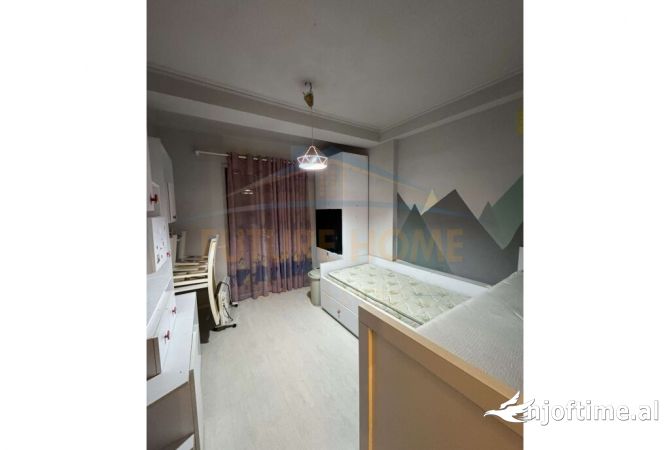 Shtepi me qera Apartament ne Tirane, 2+1, Mobilimi E mobiluar, Pagesa 470  Euro.