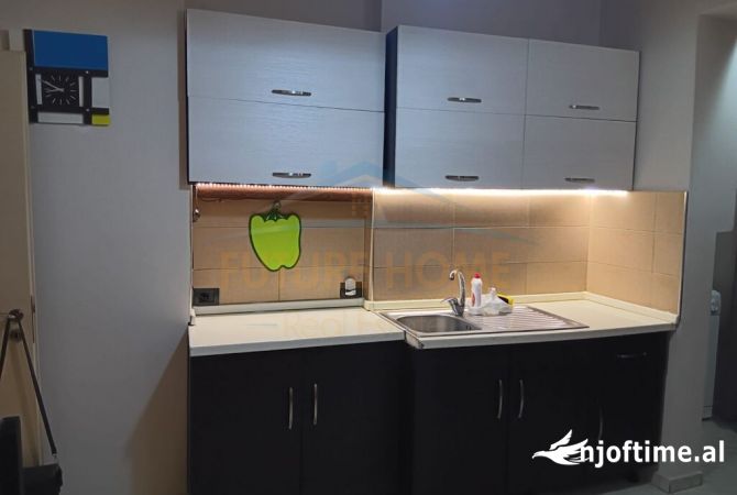 Shtepi me qera Apartament ne Tirane, 1+1, Mobilimi E mobiluar, Pagesa 600  Euro.