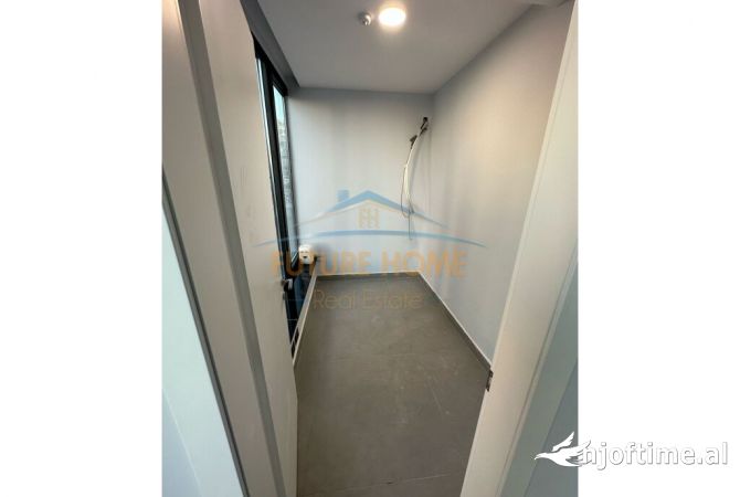 Ambient biznesi me qera 3+1 ne Tirane - 5,500 Euro