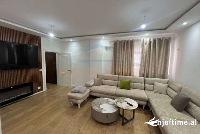 Shtepi me qera Apartament ne Tirane, 2+1, Mobilimi E mobiluar, Pagesa 500  Euro.