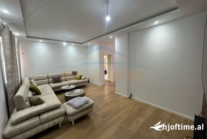 Shtepi me qera Apartament ne Tirane, 2+1, Mobilimi E mobiluar, Pagesa 500  Euro.