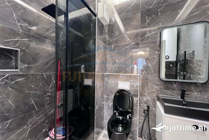 Shtepi me qera 2+1 ne Tirane - 1,000 Euro