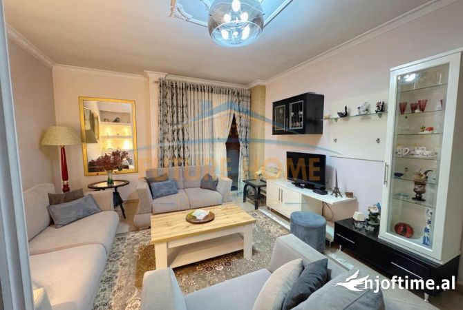 Shtepi me qera Apartament ne Tirane, 2+1, Mobilimi E mobiluar, Pagesa 600  Euro.