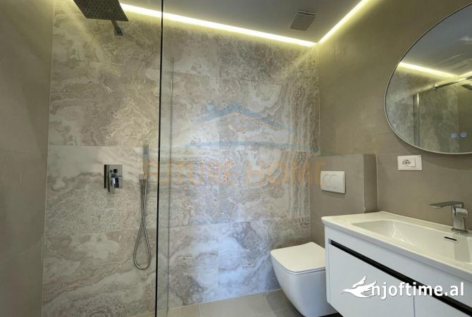 Shtepi ne shitje Apartament ne Tirane, 2+1, Mobilimi Pjeserisht e mobiluar, Pagesa 237,000  Euro.