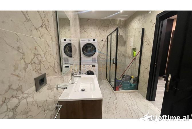 Ambient biznesi me qera 3+1 ne Tirane - 1,500 Euro