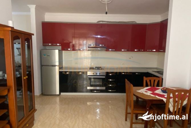 Shtepi me qera 1+1 ne Tirane - 400 Euro