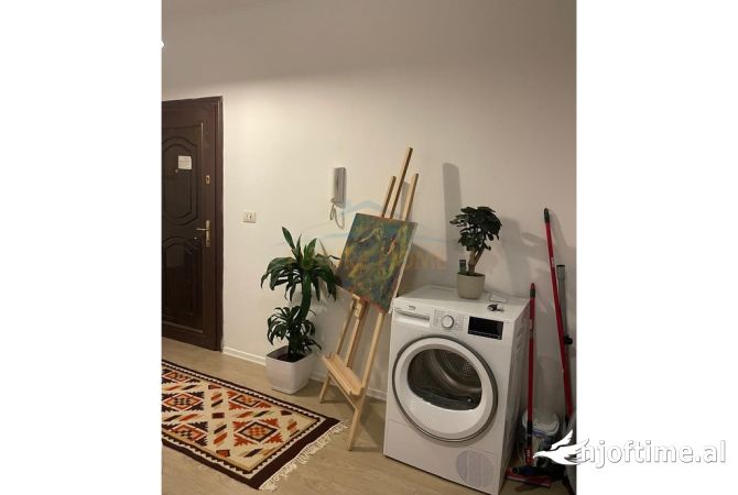 Shtepi me qera Apartament ne Tirane, 1+1, Mobilimi E mobiluar, Pagesa 600  Euro.