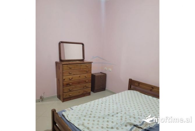 Shtepi me qera 1+1 ne Tirane - 400 Euro