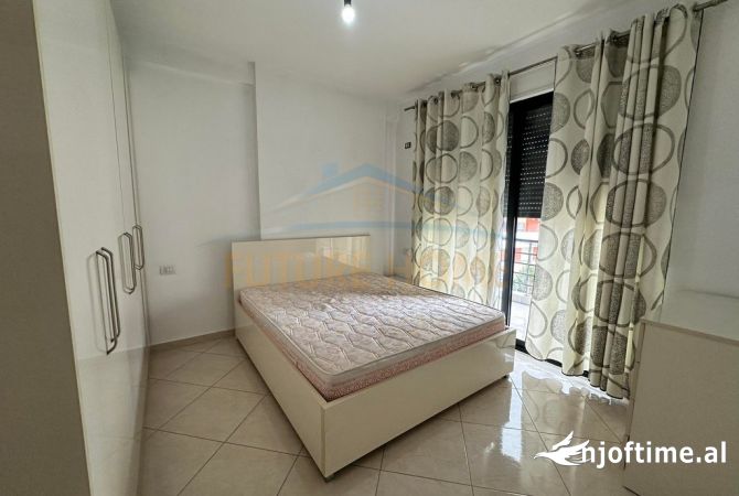 Shtepi me qera 2+1 ne Tirane - 450 Euro