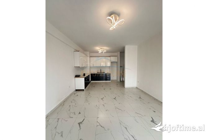 Shtepi ne shitje 1+1 ne Tirane - 120,000 Euro