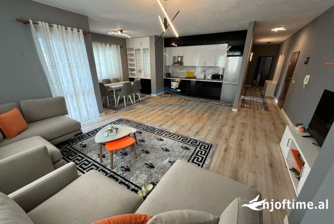 Shtepi me qera 2+1 ne Tirane - 800 Euro
