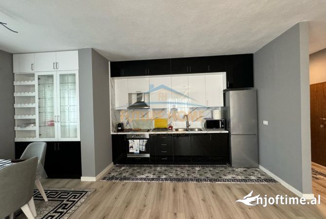 Shtepi me qera 2+1 ne Tirane - 800 Euro