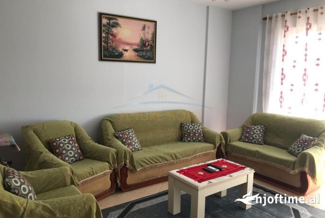 Shtepi me qera Apartament ne Tirane, 1+1, Mobilimi E mobiluar, Pagesa 450  Euro.