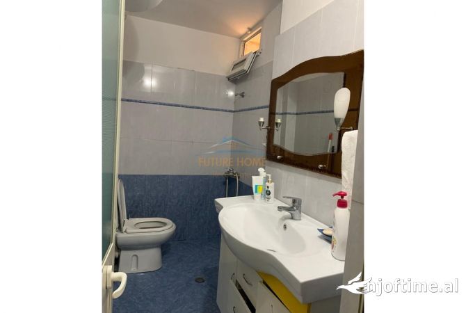Shtepi ne shitje Apartament ne Tirane, 2+1, Mobilimi E mobiluar, Pagesa 105,000  Euro.