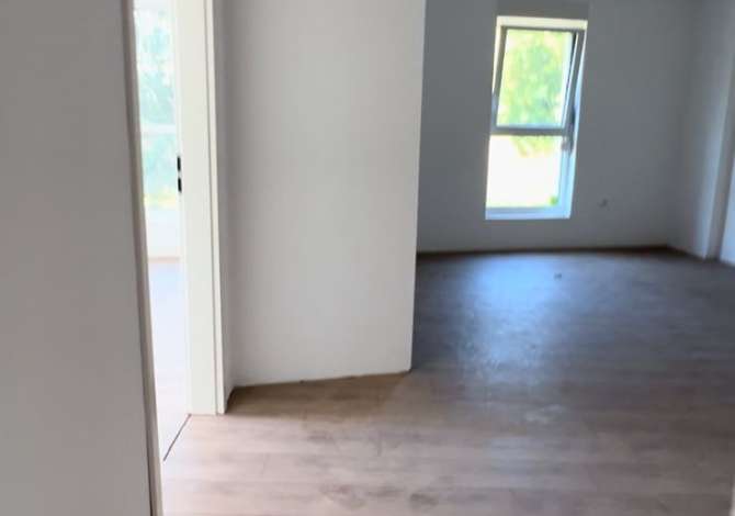 Shtepi me qera 2+1 ne Tirane - 40,000 Leke