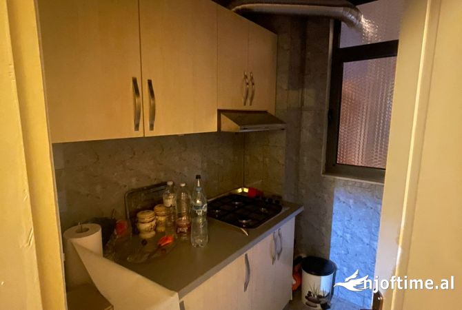 Shtepi me qera 2+1 ne Tirane - 500 Euro