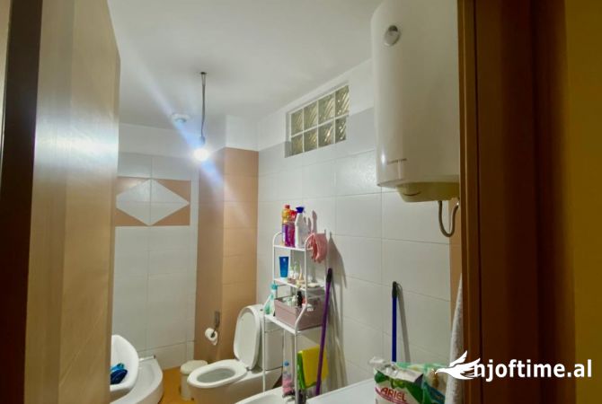 Shtepi me qera 1+1 ne Tirane - 450 Euro