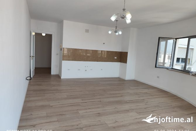 Shtepi ne shitje 1+1 ne Tirane - 153,000 Euro
