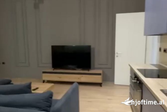 Shtepi me qera 2+1 ne Tirane - 650 Euro