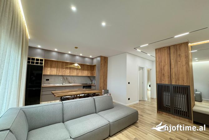 Shtepi me qera 2+1 ne Tirane - 1,500 Euro