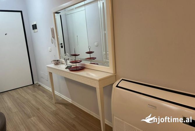Shtepi me qera 3+1 ne Tirane - 800 Euro
