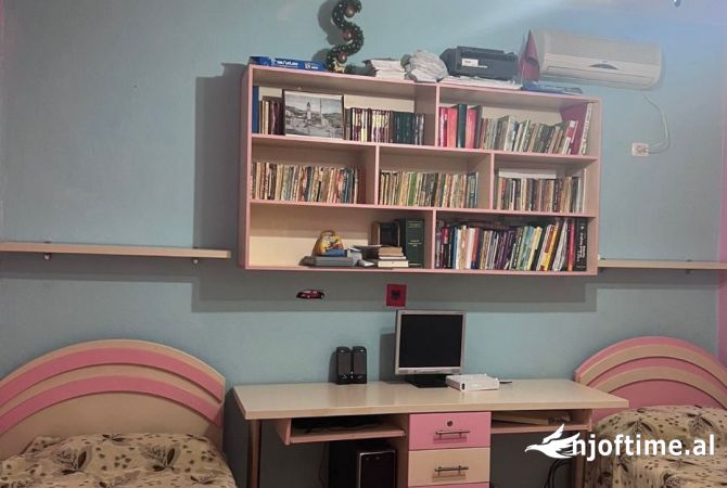 Shtepi me qera Shtepi Private ne Tirane, 2+1, Mobilimi E mobiluar, Pagesa 45,000  Leke.