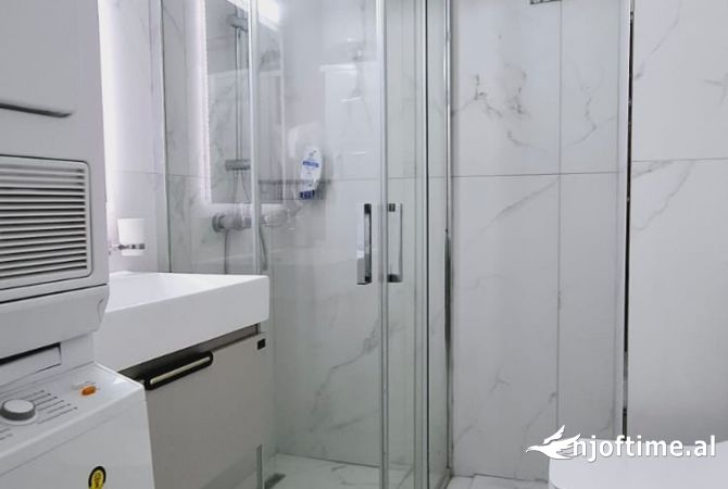 Shtepi me qera Apartament ne Tirane, 1+1, Mobilimi E mobiluar, Pagesa 600  Euro.