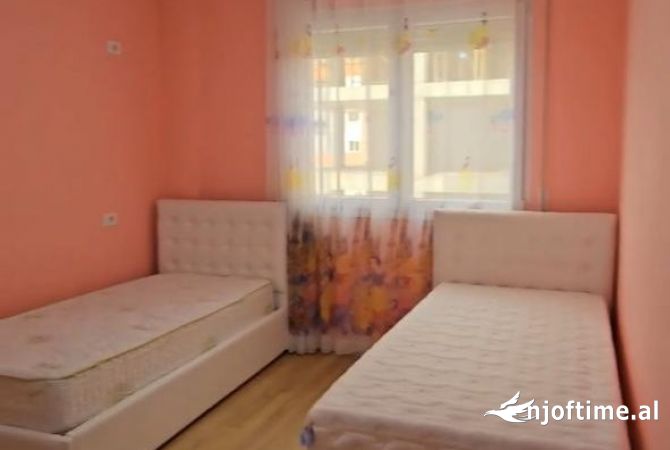 Shtepi ne shitje 3+1 ne Tirane - 250,000 Euro